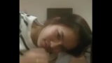 คลิปหลุด สาวไทยบ้านหน้าสวยใช่ปากเก่งนอนถ่ายคลิปโม็คควยให้ผัวหลังเลิกงานมาเหนื่อยๆจะได้สบายตัว